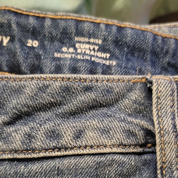Old navy jeans - Picture 2 of 2
